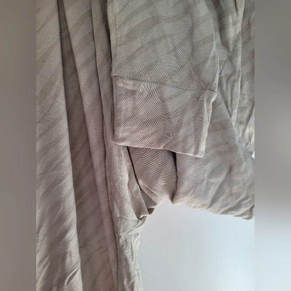 Smash and Tess Romper - Picture 3 of 4